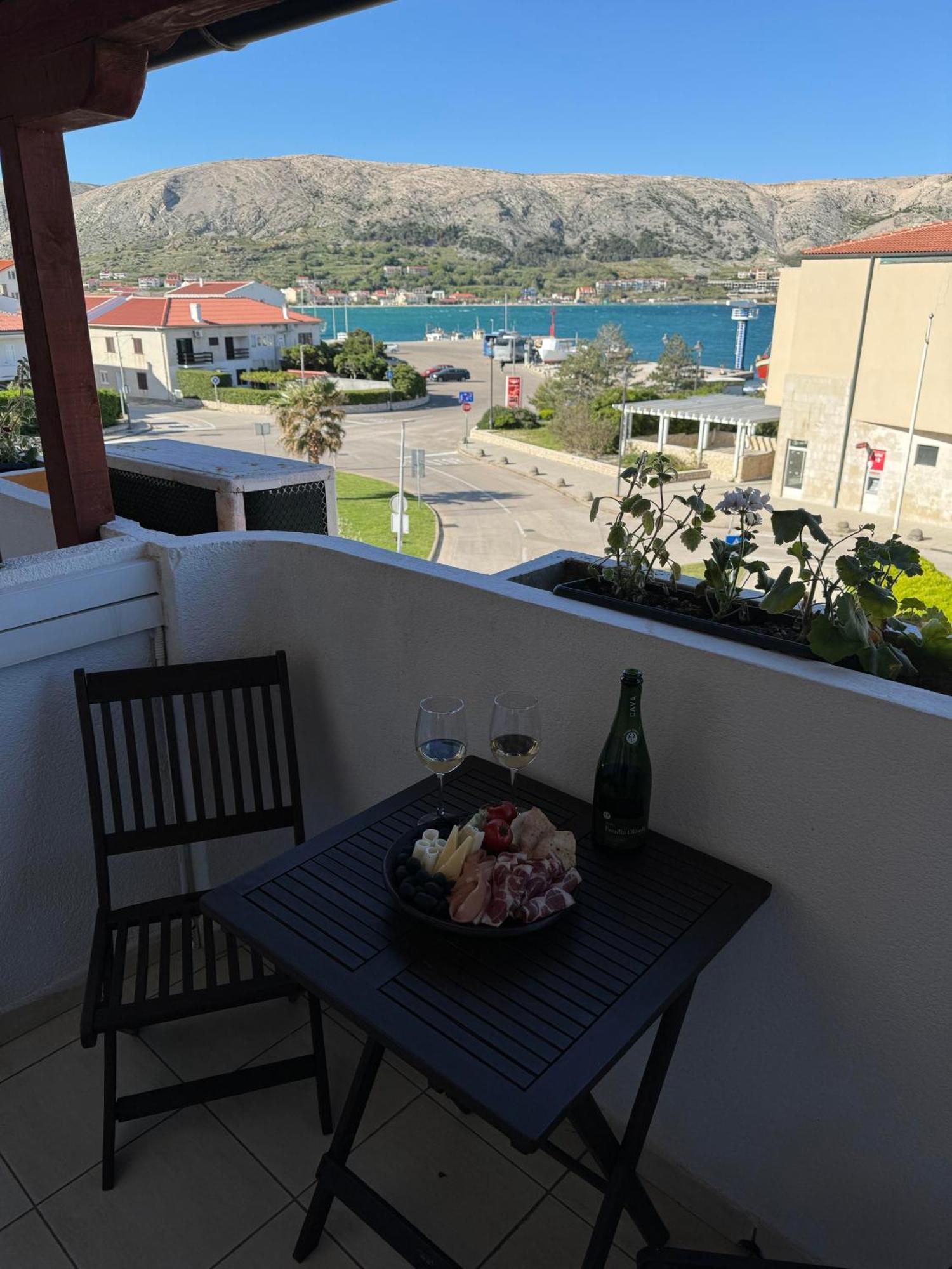Pag Vero Apartments Pag Town Exterior photo